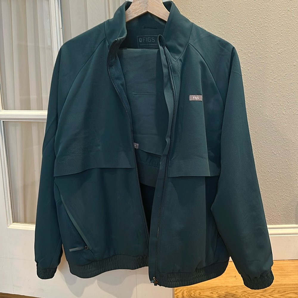 Figs Caribbean Blue Scrub Jacket
